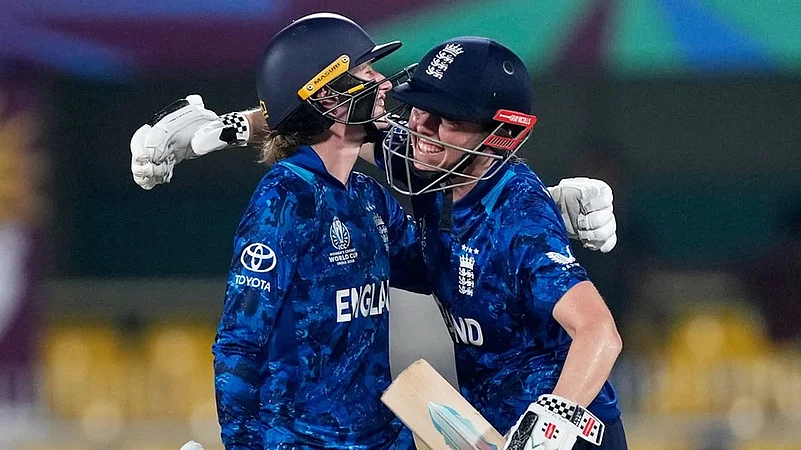 ICC Women Cricket World Cup 2025 BAN-W Vs ENG-W match_Heather Knight
