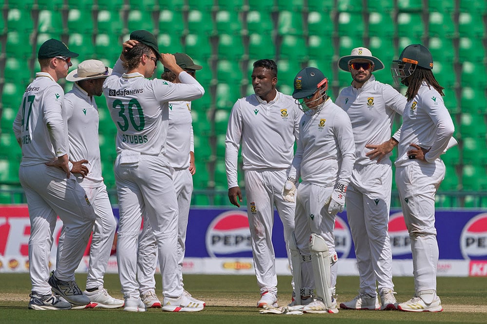 South Africa tour of Pakistan 1st test day 2 photos from Lahore_Senuran Muthusamy