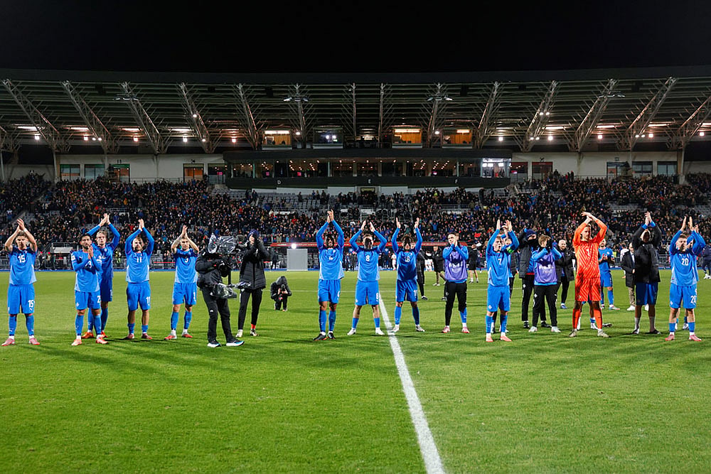 | Photo: AP/Brynjar Gunnarsson : World Cup Qualifier Soccer Match: Iceland vs France