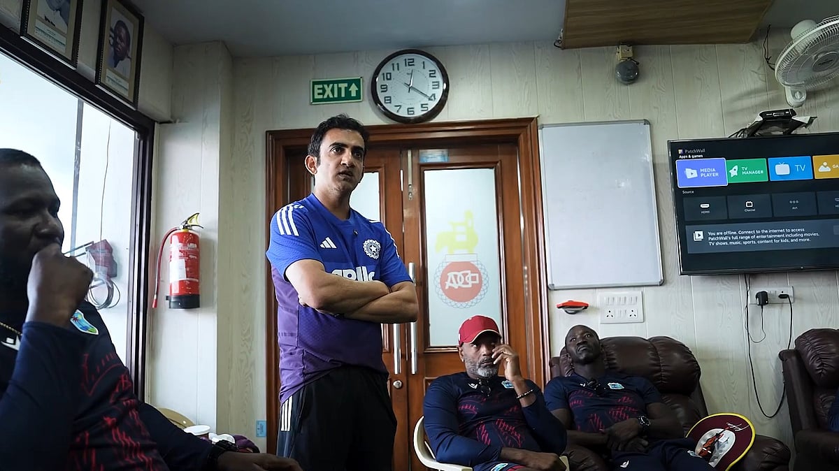 BCCI : India Vs West Indies: Gautam Gambhir Visits WI Dressing Room After Delhi Test To Praise Second Innings Fight