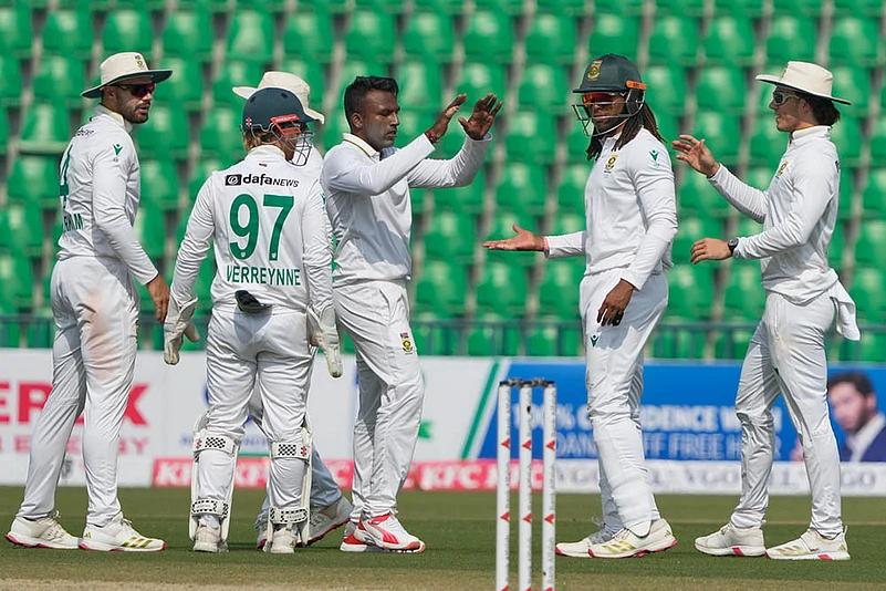 South Africa tour of Pakistan 1st test day 3 photos from Lahore_Senuran Muthusamy