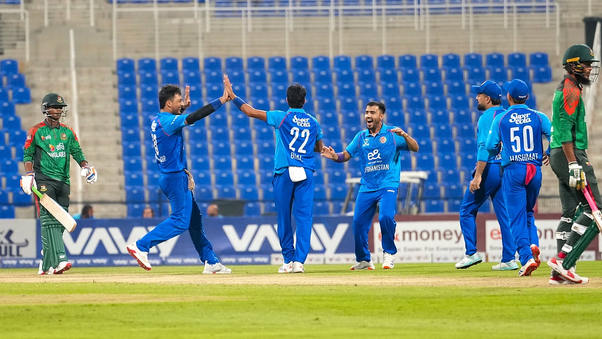 X/ACBofficials : Afghanistan celebrate a Bangladesh wicket in the third ODI at the Sheikh Zayed Stadium.