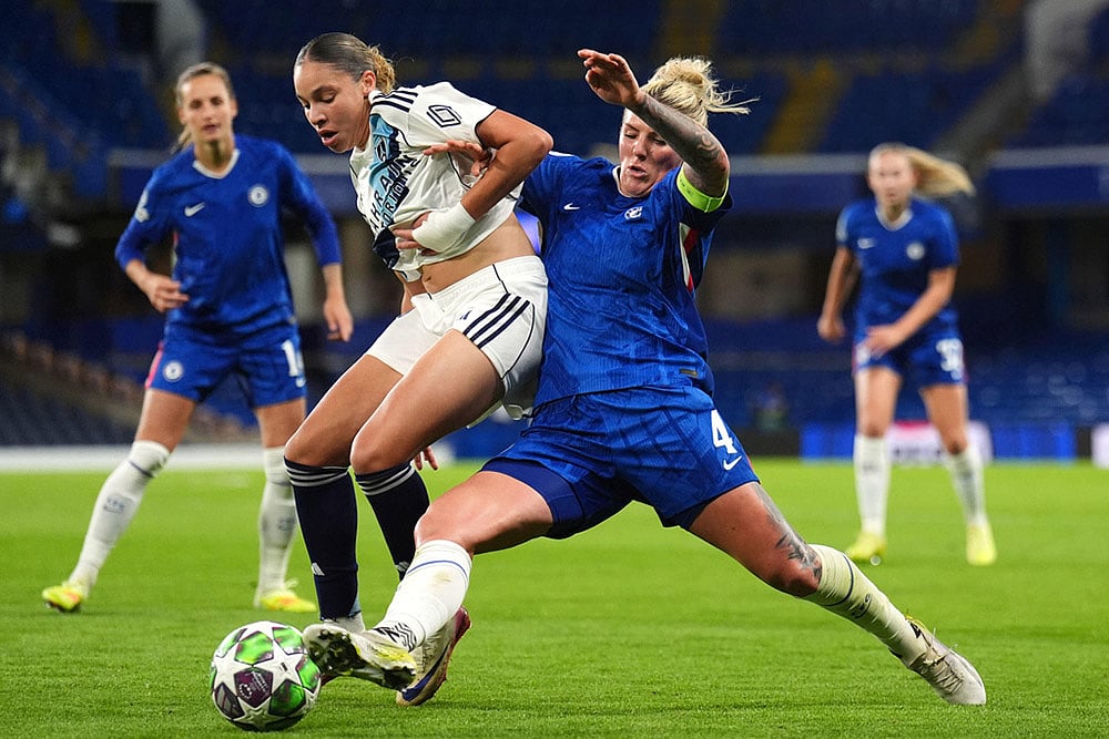 UEFA Womens Champions League soccer match Chelsea Vs Paris FC photos_Lorena Azzaro