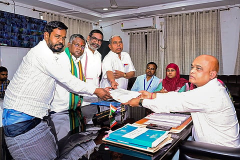 Ghatshila by-poll: JMM's Somesh Chandra Soren files nomination