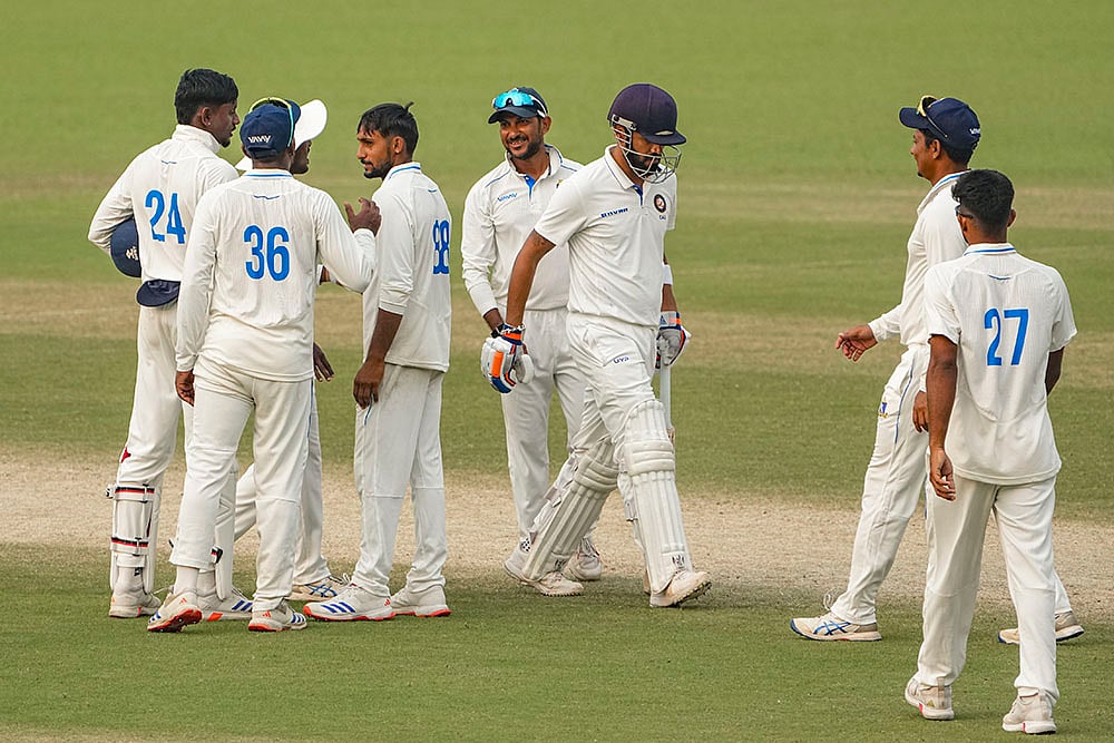 Ranji Trophy Cricket 2025-26 Bengal vs Uttarakhand match Day 3_Sunil Bhati 