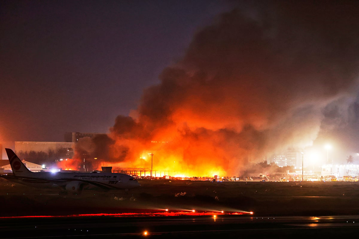 RAJIB DHAR : Fire breaks out at Dhaka Airport,