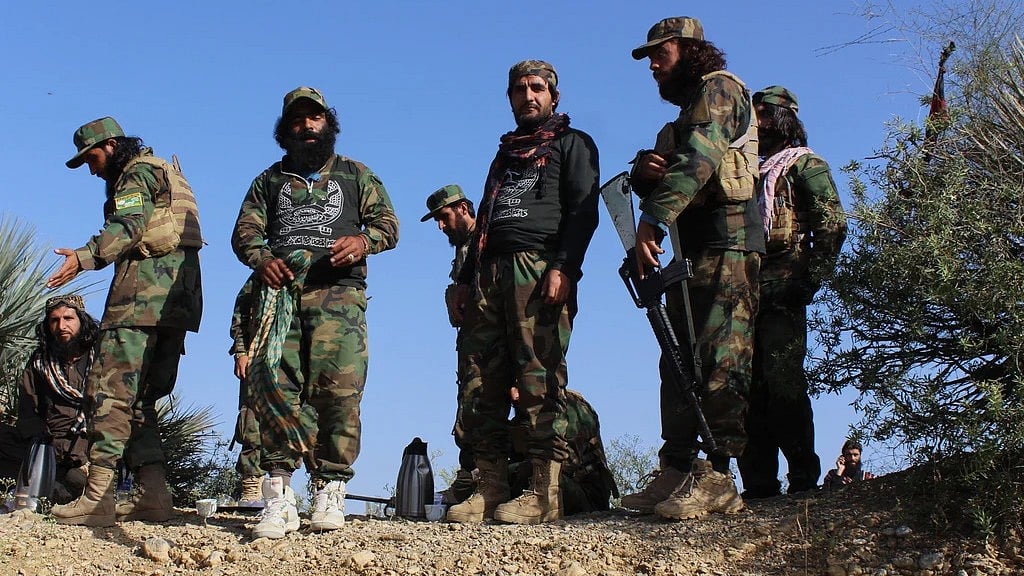 AP : Pakistan, Afghanistan Extend Ceasefire as Doha Peace Talks Begin Amid Border Tensions