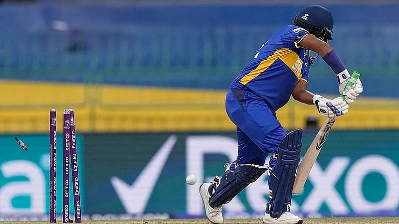 Sri Lanka Vs Bangladesh Live Score ICC Womens World Cup 2025 ball by ball commentary sl-w vs ban-w