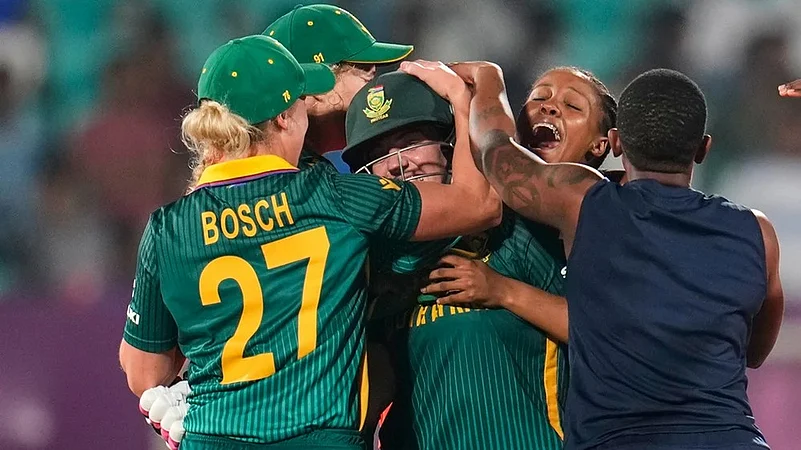 ICC Womens World Cup 2025 India Vs South Africa ODI cricket photos: Nadine de Klerk