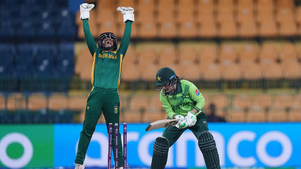 ICC : South Africa put a dominant display against Pakistan to make it five wins in a row at the World Cup.