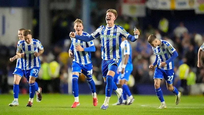 EFL Cup 2025-26 Round 2 soccer match Sheffield Wednesday vs Leeds United_1