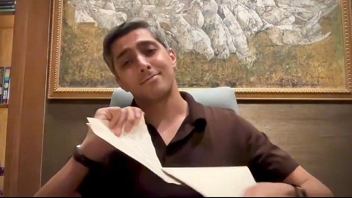| Photo: Screenshot/X : Pakistan Super League side Multan Sultans' owner Ali Tareen tearing up the legal notice from PCB.
