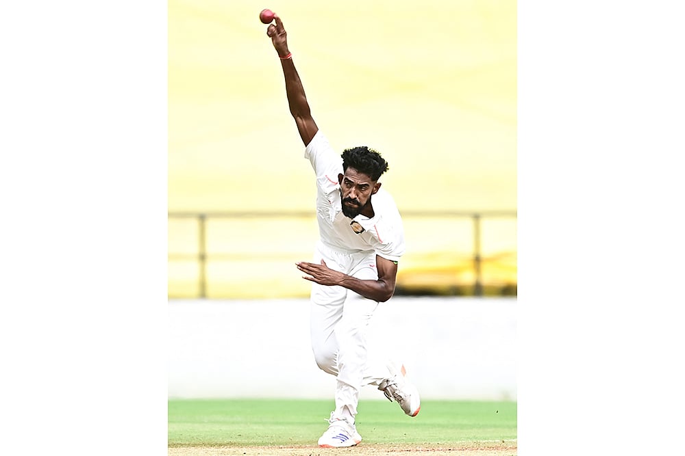 Ranji Trophy 2025-26 Cricket match Vidarbha and Jharkhand - Day 2_Praful Hinge