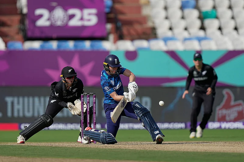 India Womens Cricket World Cup 2025 England Vs New Zealand_Amy Jones