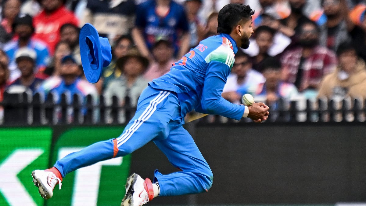IND Vs AUS Shreyas Iyer In Sydney Hospital ICU After Internal Bleeding From Rib Cage Injury Report