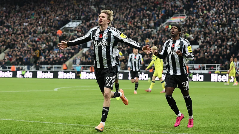Newcastle United vs Tottenham Hotspur match report EFL Cup 2025-26 fourth round