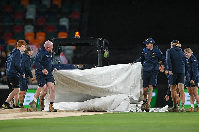 Indias tour of Australia, IND vs AUS 1st T20 Cricket in Canberra_rain delay