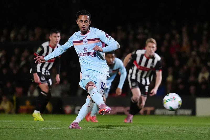 Britain Soccer English League Cup EFL match Grimsby Town vs Brentford_ Fabio Carvalho
