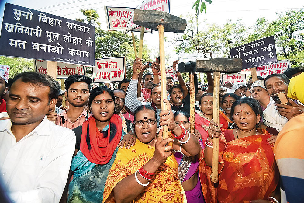 Asserting Themselves: People belonging to the Lohar caste demanding reservation in Gardanibagh, Patna, on April 4, 2023 - | Photo: Imago/Hindustan Times