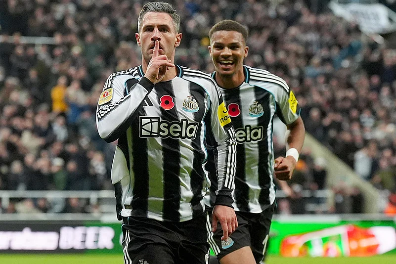 EFL Cup 2025-26 Fourth Round Newcastle United vs Tottenham Hotspur: Fabian Schar