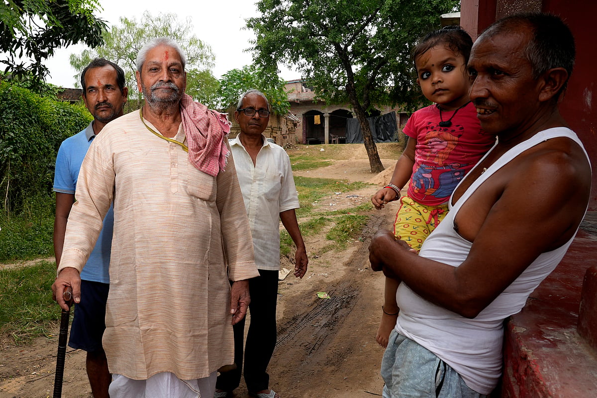SURESH K PANDEY : Brahmin voters inclduing Tribhuwann Tiwari (center) in Terari assembly constituency in Bhojpur, Arrah. 