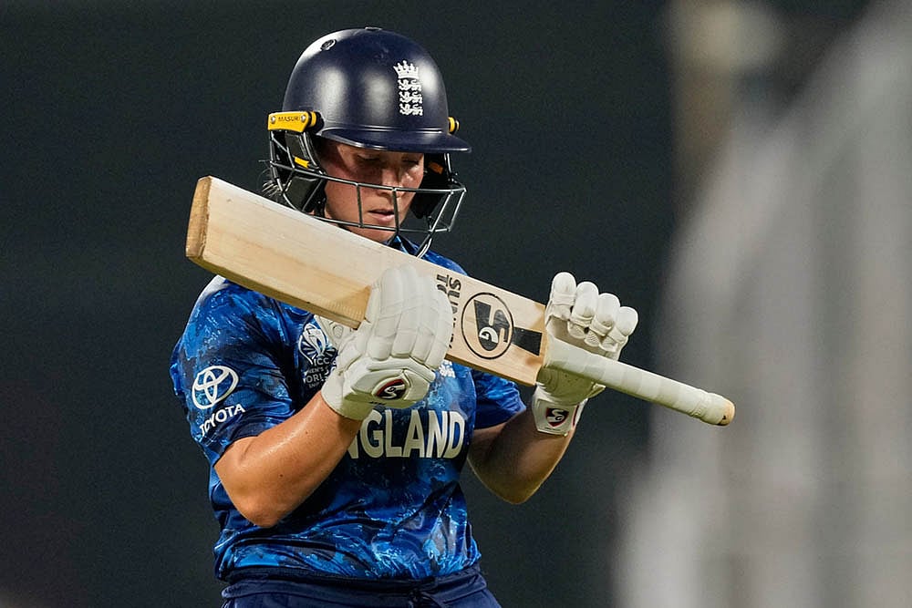 England Vs South Africa ICC Womens World Cup 2025 Semi-Final 1 photo_Alice Capsey