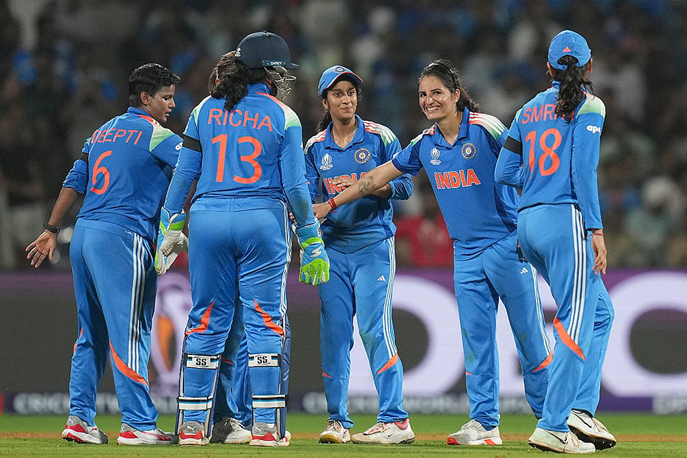 ICC Womens World Cup semifinal 2025 IND-W vs Aus-W_Alana King out