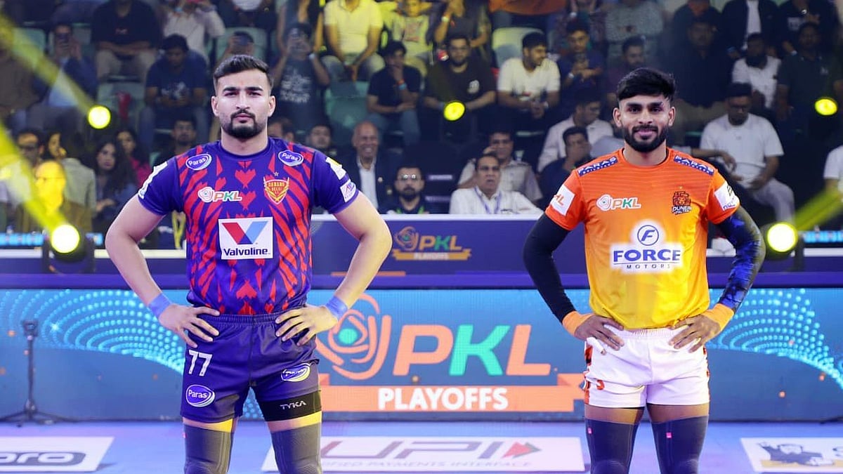 PKL : Dabang Delhi KC Vs Puneri Paltan, Pro Kabaddi League 2025 Final: Captains of both teams pose ahead of the summit clash.