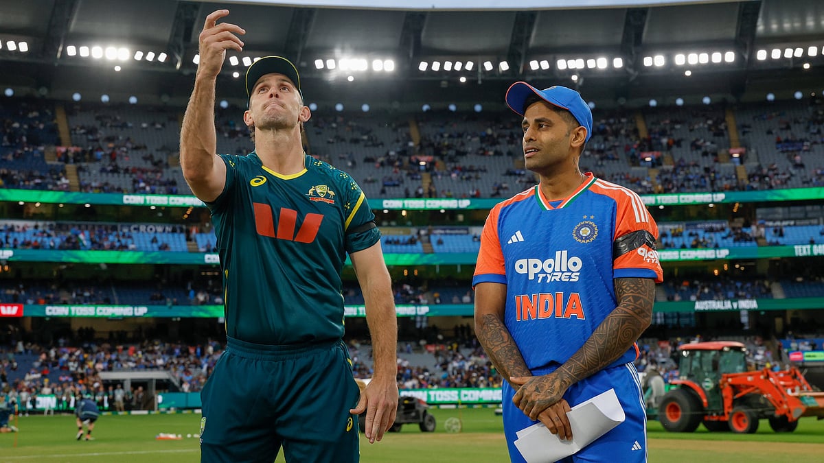 India vs Australia 2nd T20I match report 2025 IND vs AUS toss update playing XIs Melbourne