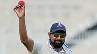 Mohammed Shami’s One Handed Stunner Highlights Five Wicket Show In Duleep Trophy Semi Final - Watch PTI : Mohammed Shami took five wickets across two innings and completed 900 wickets in professional cricket.