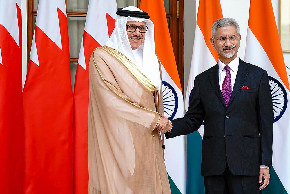 S. Jaishankar with Abdullatif bin Rashid Alzayani