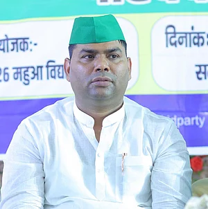 FB.com/Mukesh Kumar Raushan : With major parties in the fray in the upcoming elections, the Hajipur Lok Sabha contest is further notable for being a general seat, not reserved for Scheduled Castes or Scheduled Tribes.