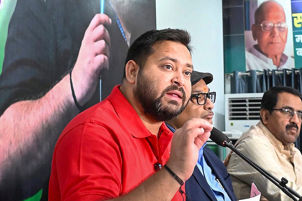 | Photo: PTI; Representative image : The second phase of polling is scheduled for 11 November and the votes will be counted on 14 November. 