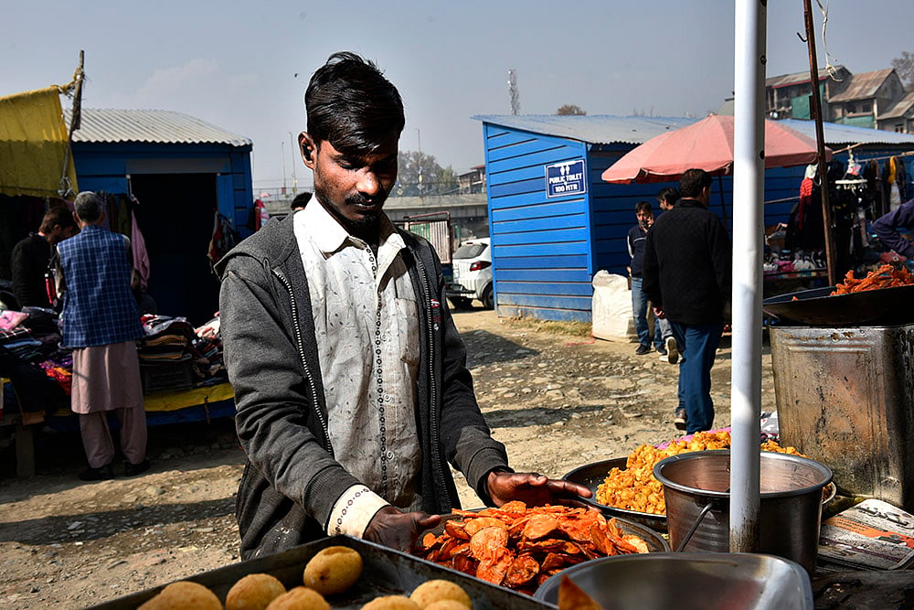 Bihars migrant workers in Jammu & Kashmir