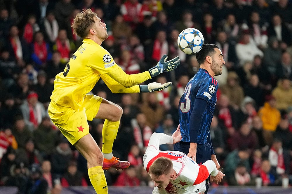UEFA champions League 2025-26 soccer Slavia Prague vs Arsenal_Mikel Merino