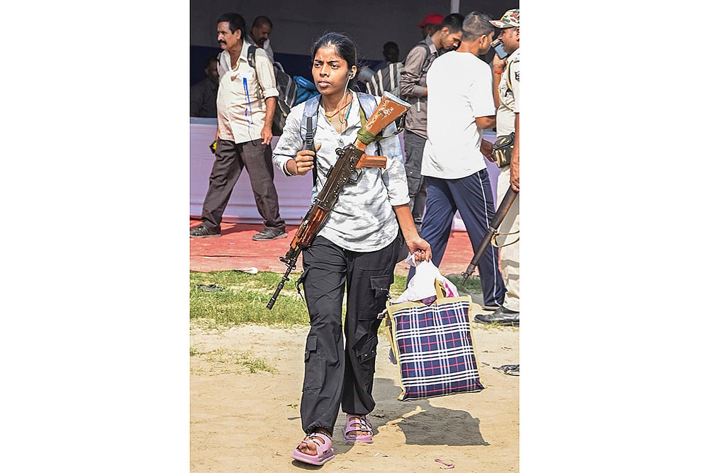 Security personnel leave for election duty in Patna ahead of Bihar Assembly polls