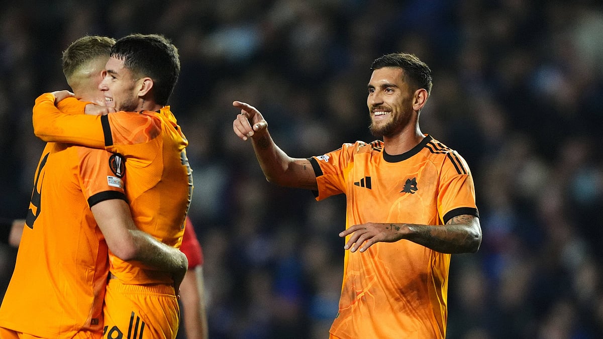 (Andrew Milligan/PA via AP) : Roma's Lorenzo Pellegrini celebrates scoring during the Europa League soccer match between Rangers and Roma in Glasgow, Scotland, Thursday Nov. 6, 2025.