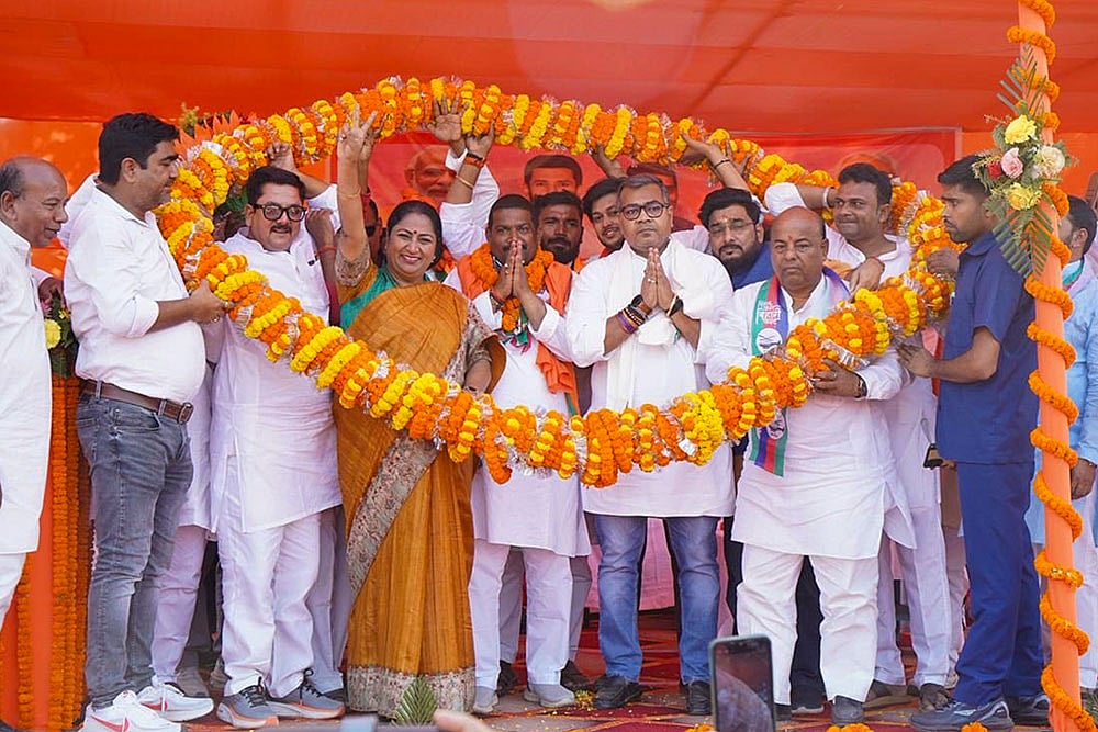 Rekha Gupta campaigns for NDA candidate in Sherghati