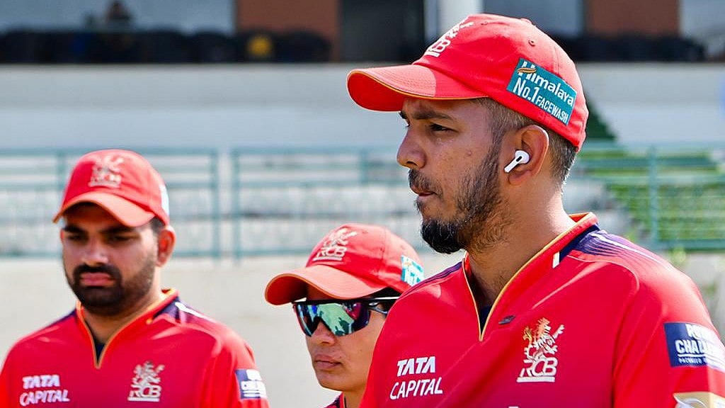 Special Arrangement : Malolan Rangarajan (right) was the assistant coach during RCB's title-winning season in 2024.