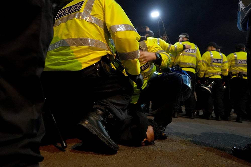 Europa League-Aston Villa Vs Maccabi Tel Aviv-pro-Palestinian protest