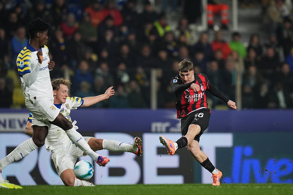 Italy soccer Serie A 2025-26 Parma Vs AC Milan-Alexis Saelemaekers-1