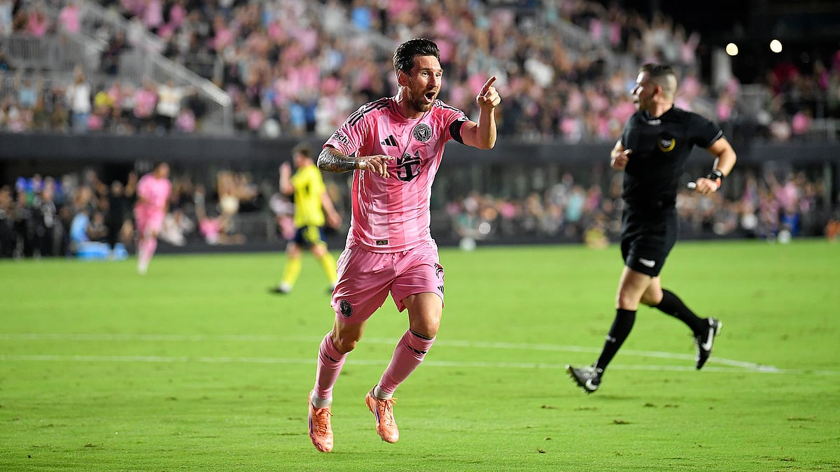 Inter Miami vs Nashville SC match report MLS Cup 2025 Playoff first round Chase Stadium Lionel Messi