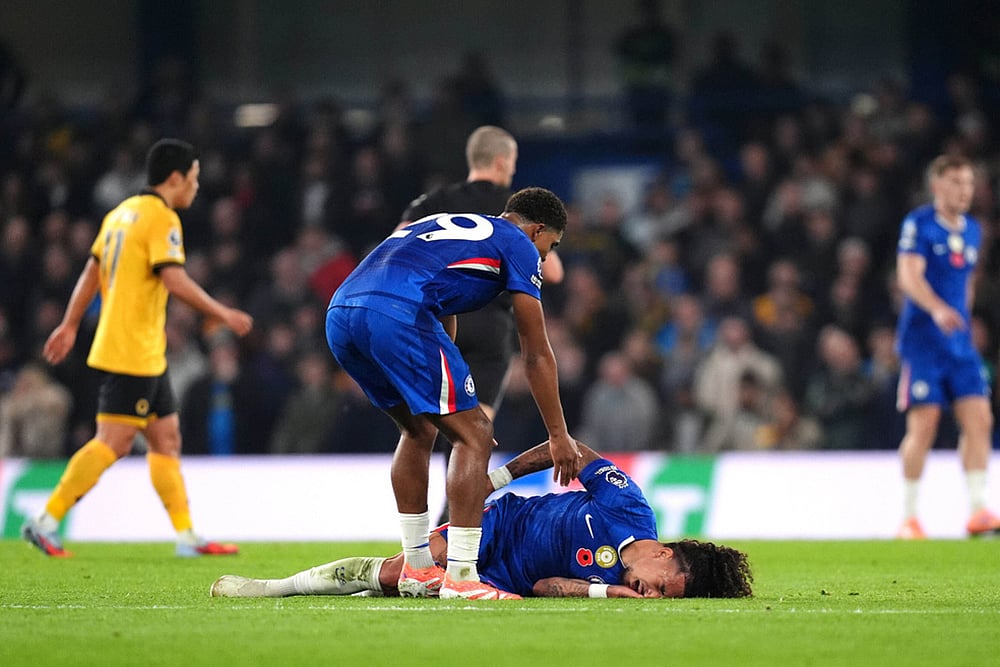 Premier League 2025-26 Chelsea vs Wolves- Malo Gusto-3