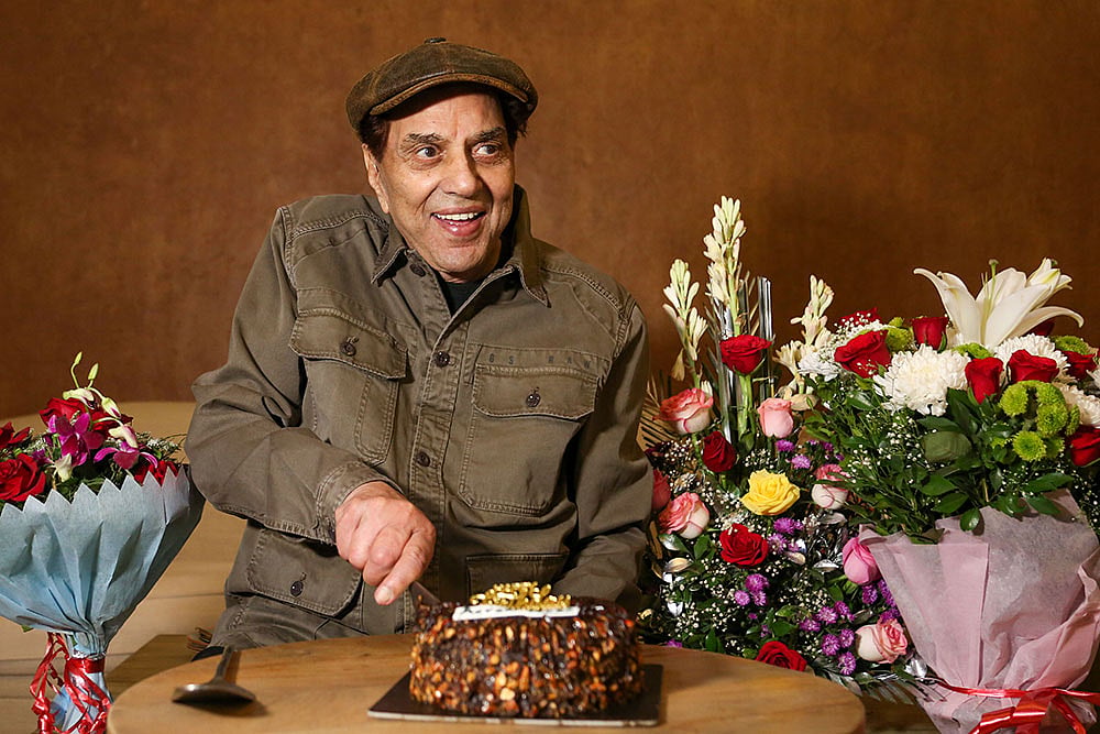 Dharmendra in hospital