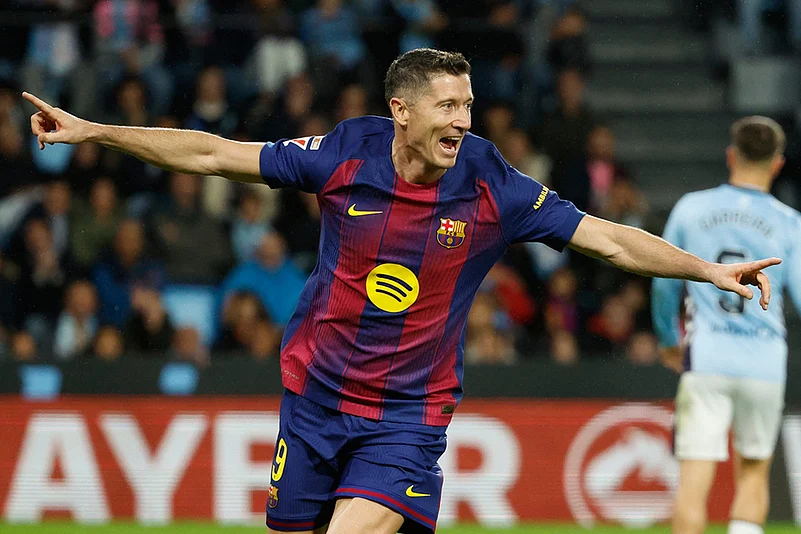La Liga soccer Celta Vigo vs Barcelona-Barcelonas Robert Lewandowski