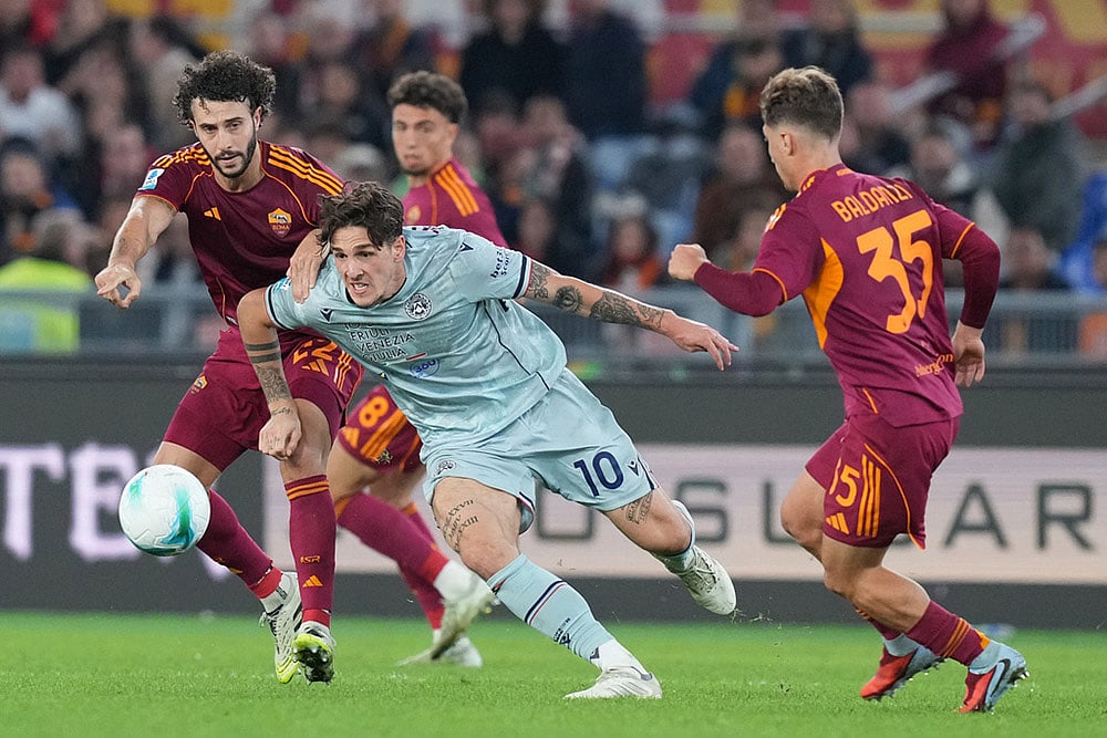 Italy soccer Serie A-AS Roma vs Udinese-Udineses Nicolo Zaniolo