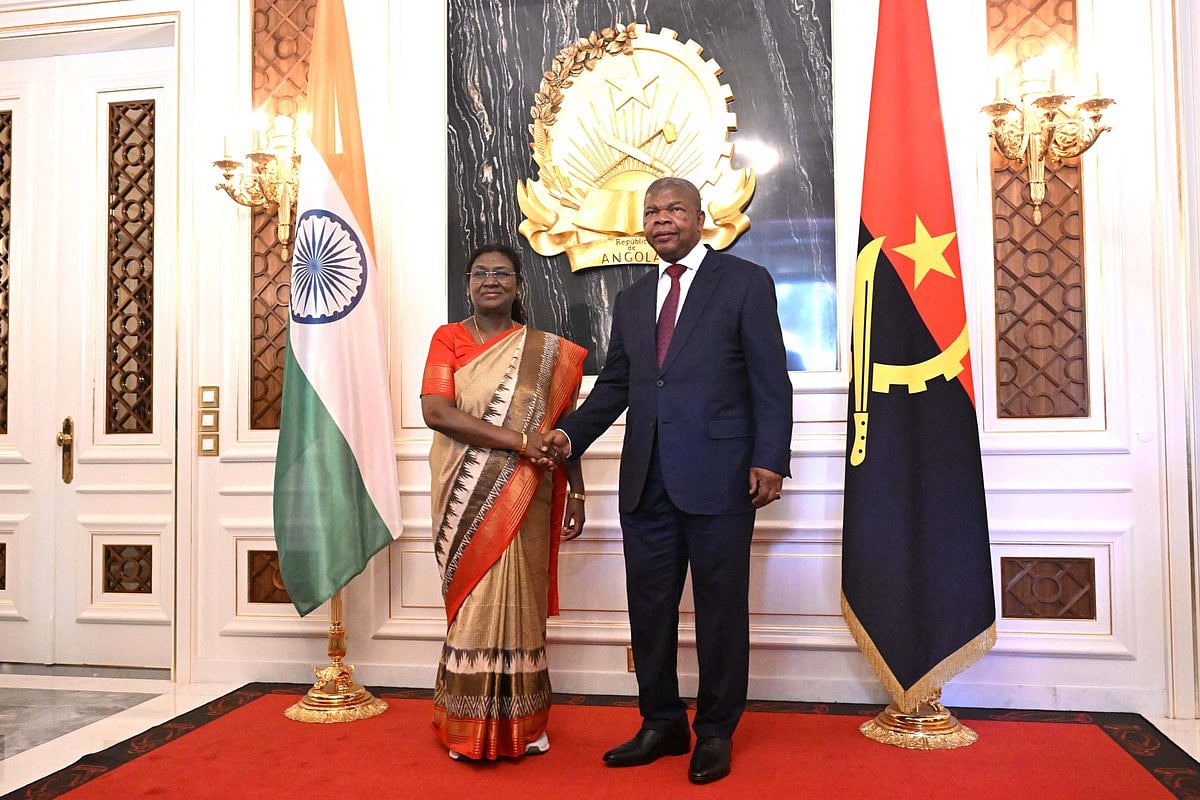 X.com : 
The discussions also covered ways to diversify trade and investment beyond hydrocarbons, focusing on areas such as technology, agriculture, health, defence, infrastructure, critical minerals, and diamond processing. 