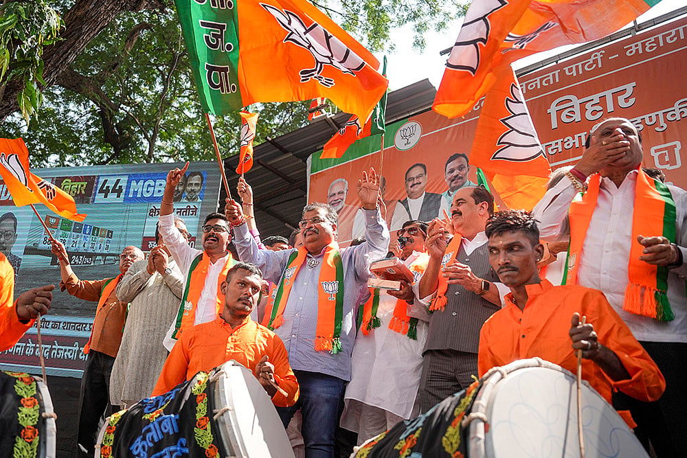 2025 Bihar Election Results BJP celebration in MUmbai