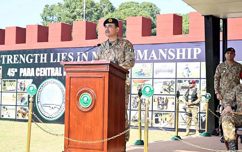 Pakistan 27th Amendment, Asim Munir powers, Pakistan military influence