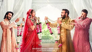 X : De De Pyaar De 2 beats Son of Sardaar 2 opening day collection